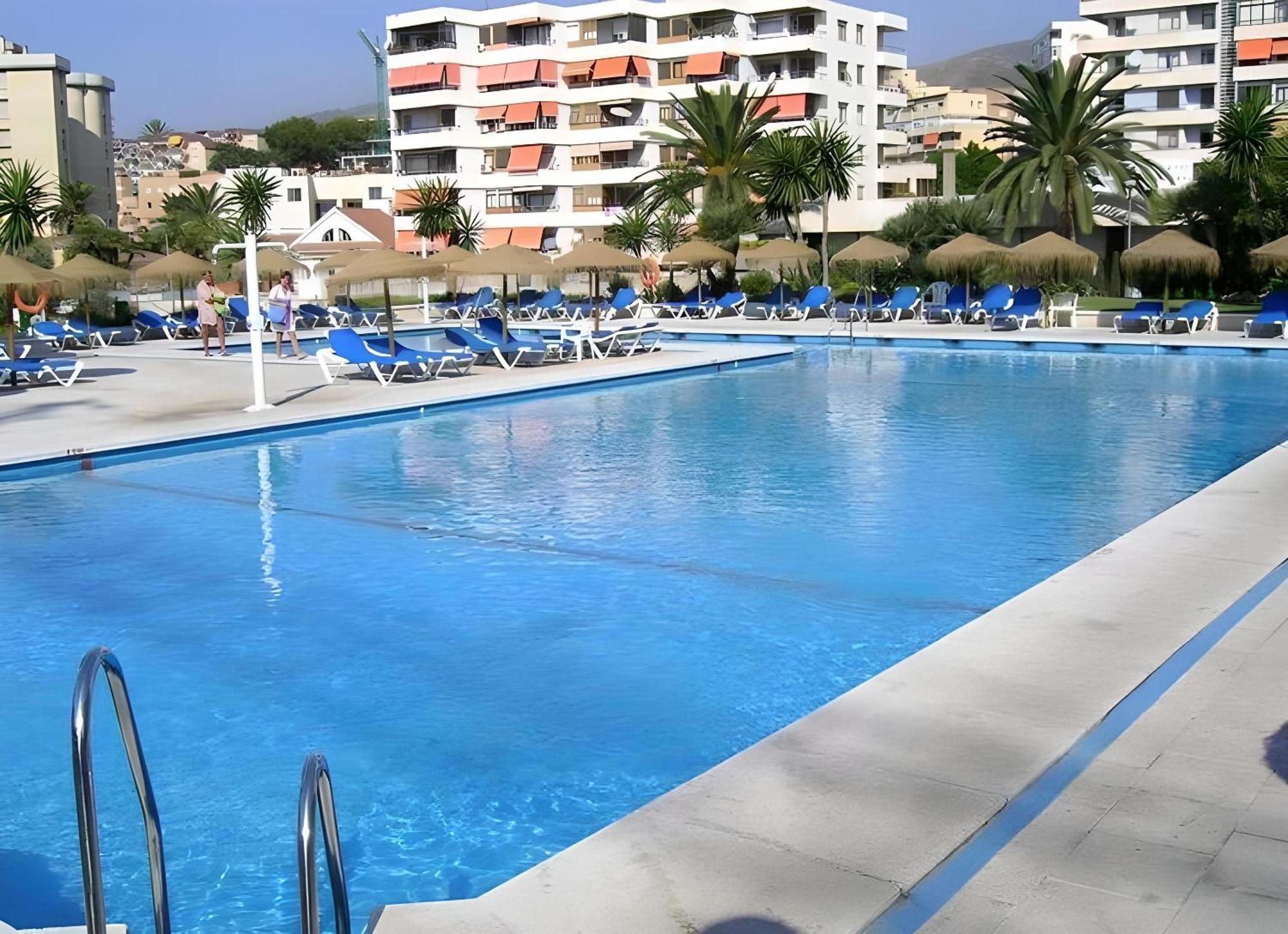 Spacious Studio In The Heart Of La Nogalera Torremolinos Exterior photo